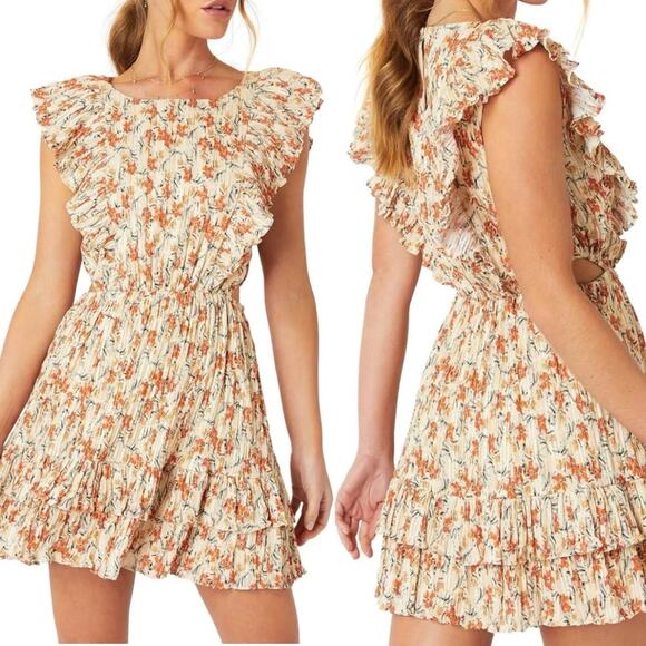 MinkPink Ruffle Tiered Floral Minu Dress Small NWOT - Picture 1 of 7